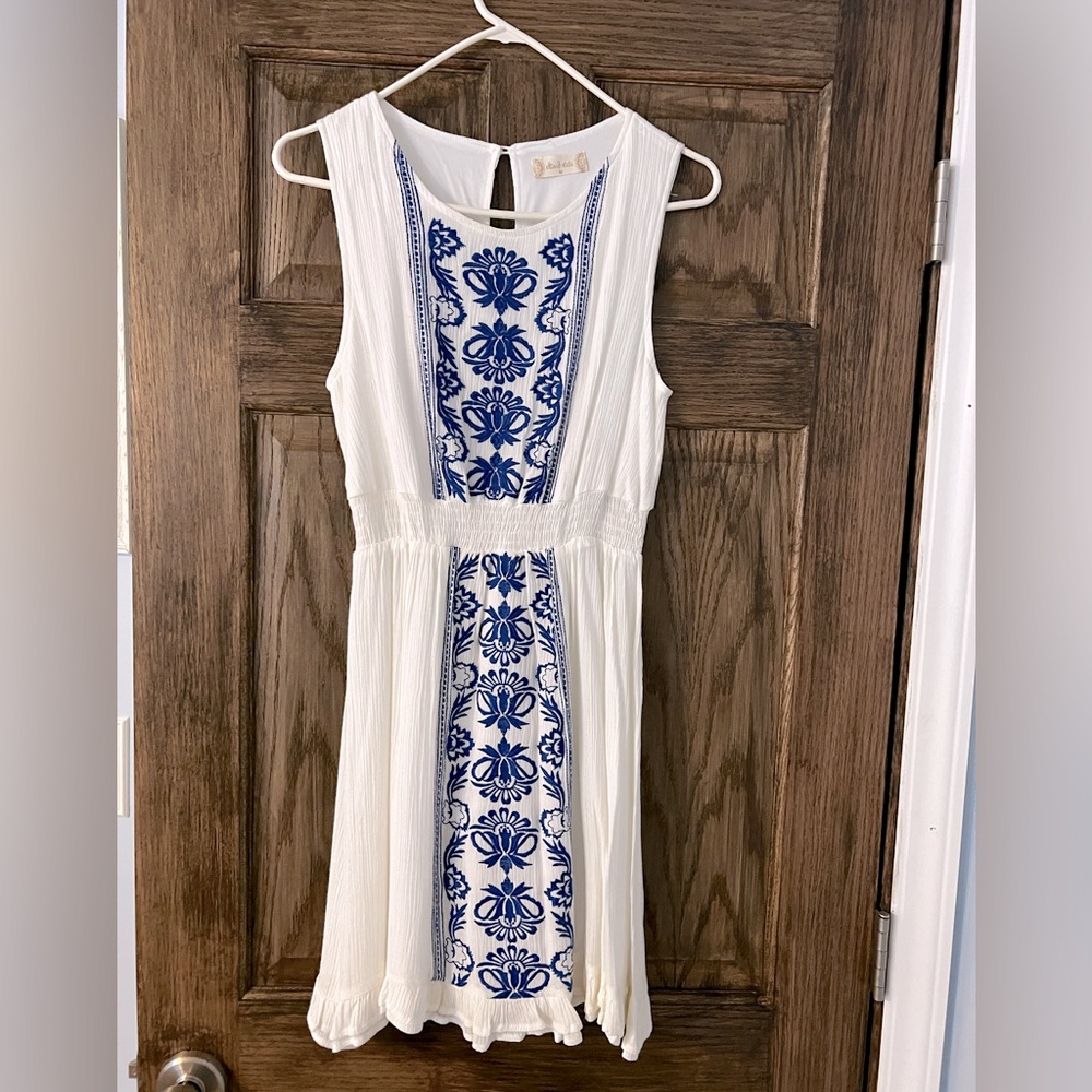 NWOT Altar’d State embroidered dress